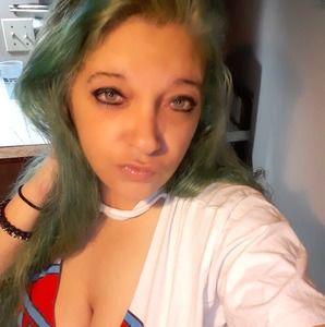 Meet your Posher, Carrie